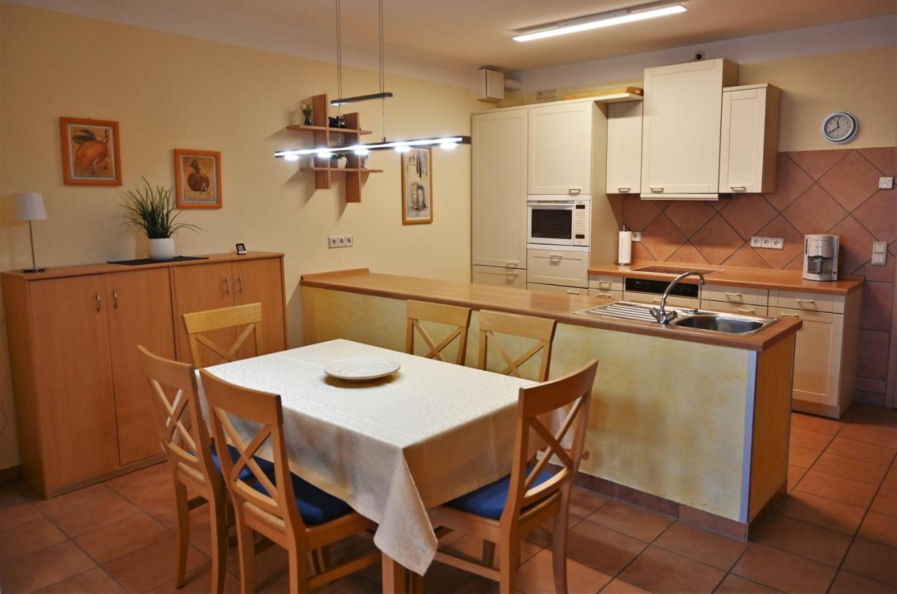 Ferienwohnung Seeblick Waren  Eksteriør billede